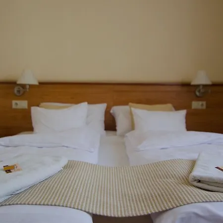 Civitas Hotel 4*