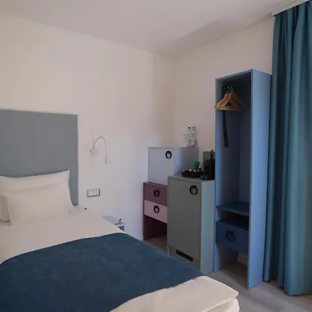 Civitas 4*