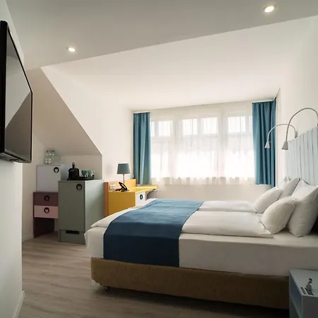 Hotel Civitas 4*