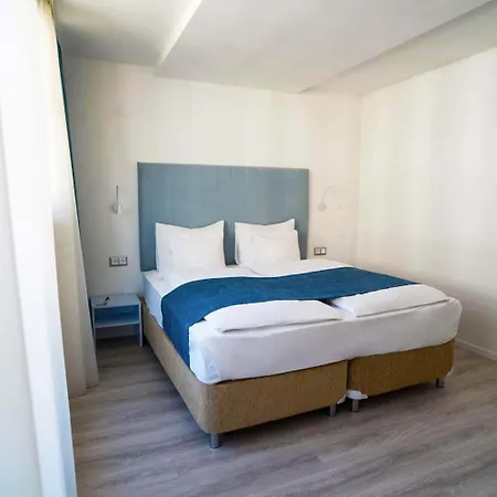 Civitas 4*