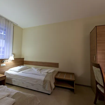 Ξενοδοχείο Civitas 4*