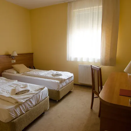 Civitas 4*
