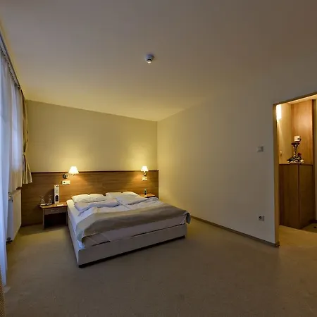 Hotel Civitas 4*
